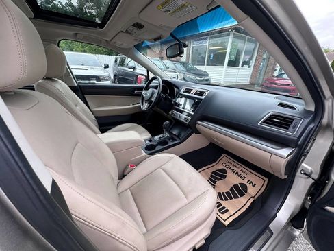 Used 2015 Subaru Legacy 2.5i Limited AWD/4WD image 14