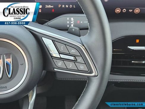 Used 2025 Buick Enclave Preferred image 26