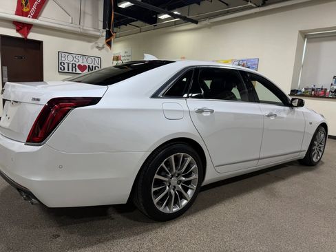 Used 2018 Cadillac CT6 Luxury AWD/4WD image 16