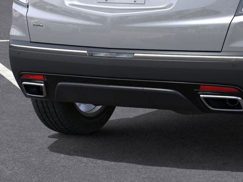 New 2026 Cadillac XT5 Sportv w/ LPO, Floor Liner Package AWD/4WD image 17