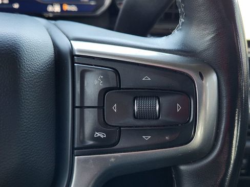 Used 2025 Chevrolet Silverado 2500 LT w/ Convenience Package image 37