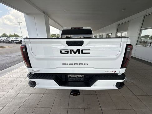Certified 2024 GMC Sierra 2500 AT4 image 33