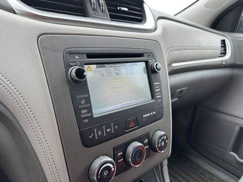 Used 2016 Chevrolet Traverse LS FWD image 24