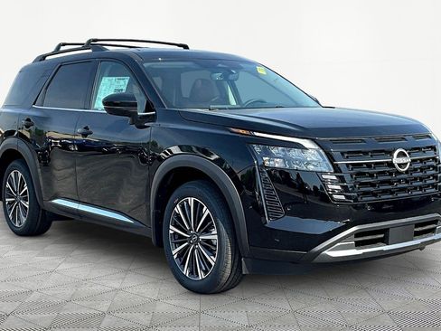 New 2026 Nissan Pathfinder Platinum AWD/4WD image 4
