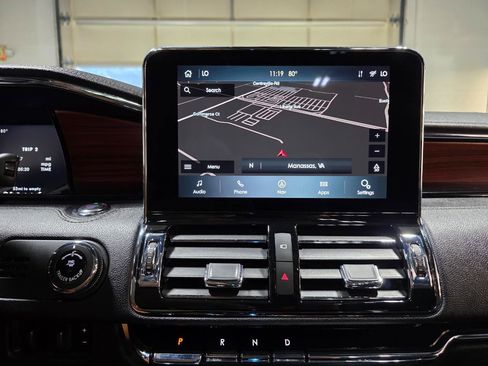 Used 2021 Lincoln Navigator Reserve w/ Luxury Package AWD/4WD image 37
