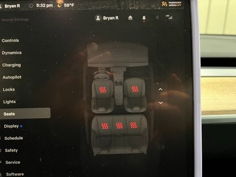 Used 2023 Tesla Model 3 Standard Range image 33