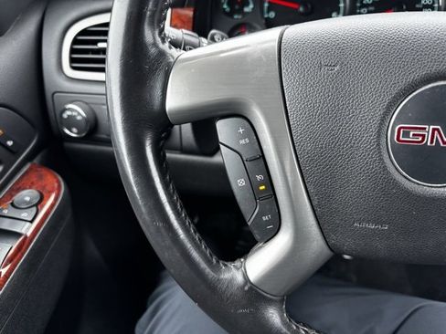 Used 2013 GMC Yukon XL SLT image 21