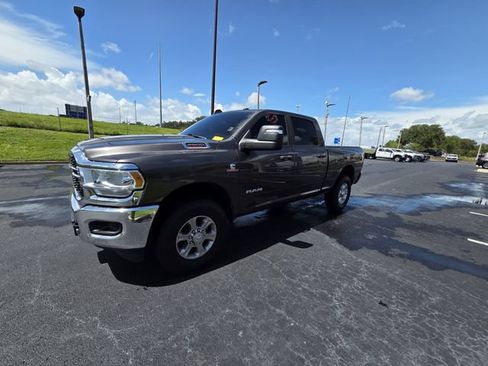 Used 2024 RAM 2500 Big Horn AWD/4WD image 9