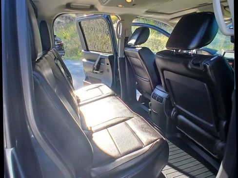 Used 2013 Nissan Titan SL AWD/4WD image 14