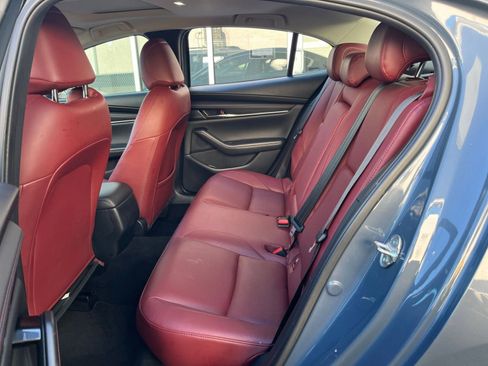 Used 2025 MAZDA MAZDA3 s image 25