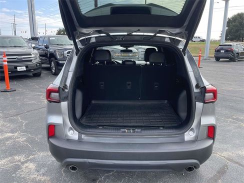 Certified 2023 Ford Escape ST-Line image 10