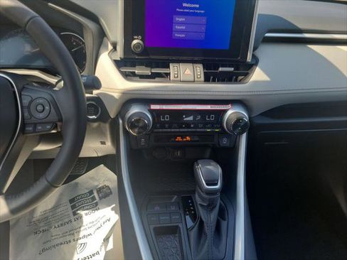 Certified 2025 Toyota RAV4 XLE Premium image 22