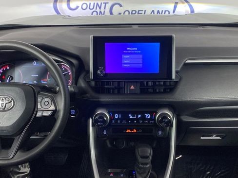Used 2023 Toyota RAV4 XLE AWD/4WD image 13