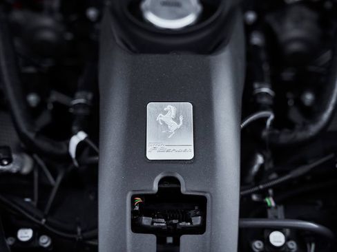 Used 2022 Ferrari F8 Tributo RWD image 24