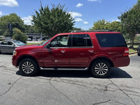 Used 2017 Ford Expedition XLT AWD/4WD image 9