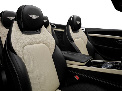 Used 2020 Bentley Continental GT AWD/4WD image 34