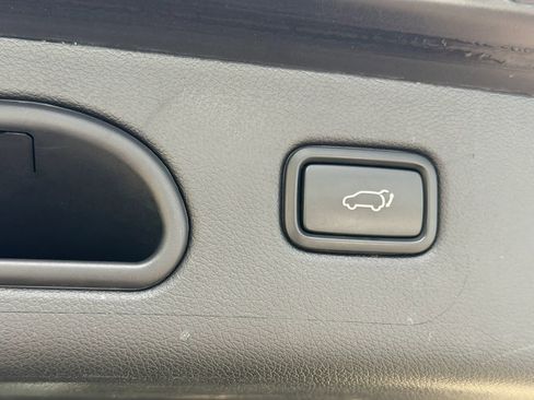 Used 2022 Kia Sportage EX image 9