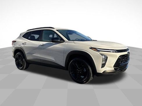 New 2026 Chevrolet Trax ACTIV w/ Driver Confidence Package image 3