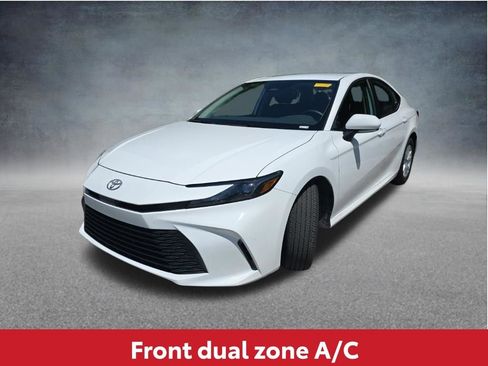 Used 2026 Toyota Camry LE FWD image 14