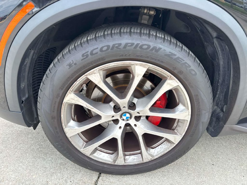 Used 2019 BMW X5 xDrive40i w/ Luxury Seating Package AWD/4WD image 5