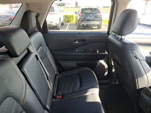 Used 2023 Nissan Pathfinder Platinum w/ Cargo Package image 21