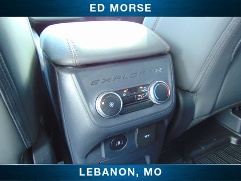 Certified 2025 Ford Explorer Active w/ Active Comfort Package AWD/4WD image 12