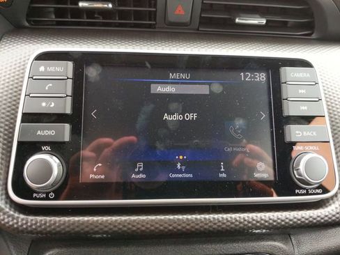 Used 2020 Nissan Kicks SV w/ Exterior Package image 16