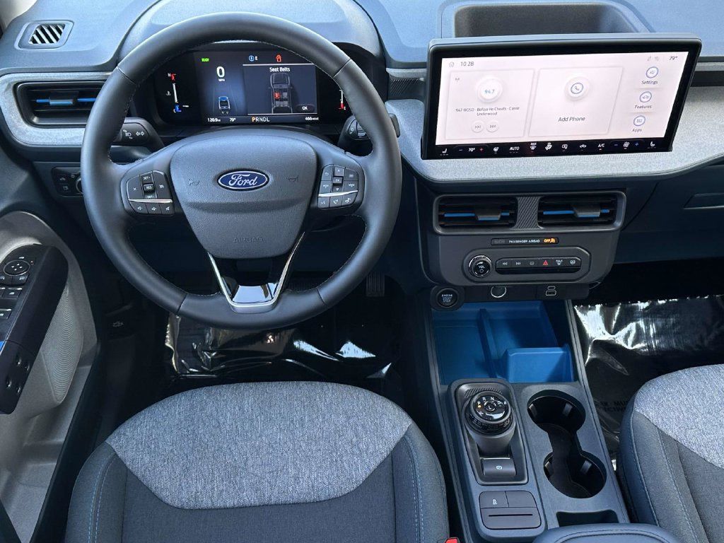 Used 2025 Ford Maverick XLT w/ Equipment Group 301A AWD/4WD image 13