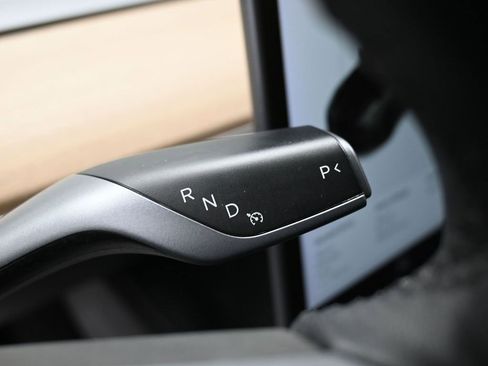 Used 2021 Tesla Model 3 Performance image 20