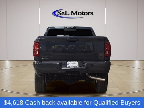 New 2026 RAM 2500 Laramie AWD/4WD image 12