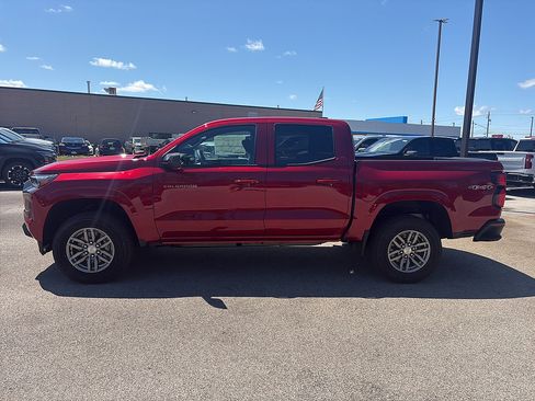 New 2026 Chevrolet Colorado LT w/ LT Convenience Package AWD/4WD image 2
