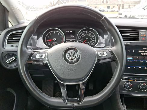 Used 2019 Volkswagen Golf SE w/ Driver Assistance Package image 20
