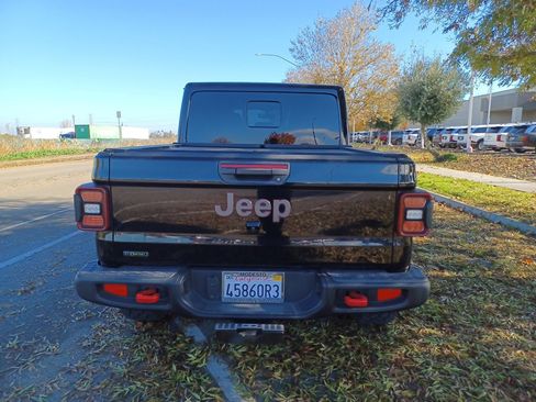 Used 2022 Jeep Gladiator Rubicon w/ LED Lighting Group image 5