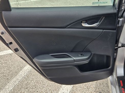 Used 2020 Honda Civic Sport image 15