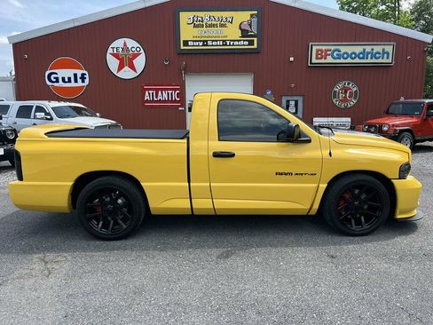 Used 2005 Dodge Ram 1500 Truck 2WD Regular Cab image 2