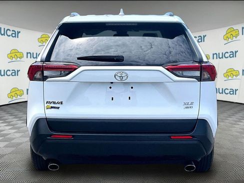 Used 2024 Toyota RAV4 XLE AWD/4WD image 5