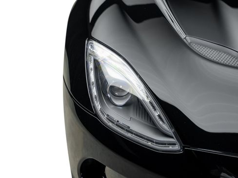 Used 2013 SRT Viper GTS w/ GTS Laguna Interior Pkg RWD image 3
