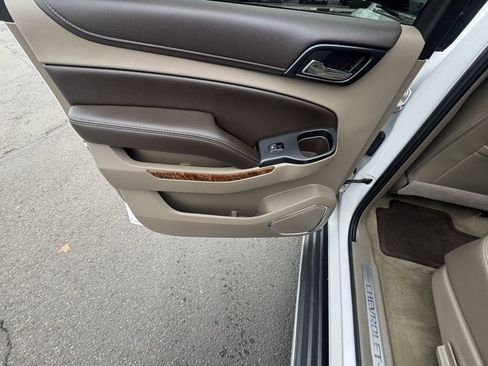 Used 2017 Chevrolet Suburban Premier image 29