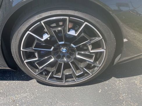 Used 2025 BMW M5 w/ Executive Package AWD/4WD image 10
