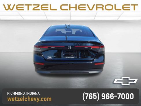 Used 2023 Honda Accord EX image 4