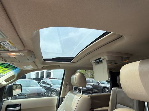 Used 2008 Toyota Sequoia Limited image 18