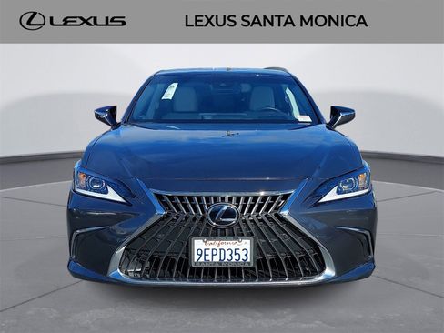 Used 2025 Lexus ES 350 w/ Premium Package image 2