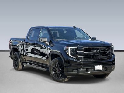 Used 2026 GMC Sierra 1500 Elevation w/ LPO, Elevation Black Package
