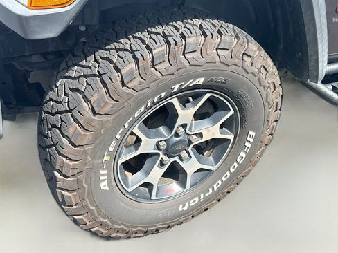 Used 2018 Jeep Wrangler Unlimited Rubicon AWD/4WD image 29