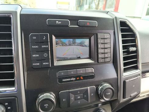 Used 2015 Ford F150 XLT w/ Equipment Group 301A Mid image 17