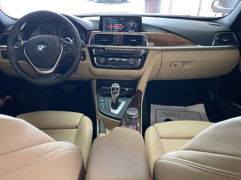 Used 2018 BMW 330i xDrive Sedan w/ Premium Package AWD/4WD image 14