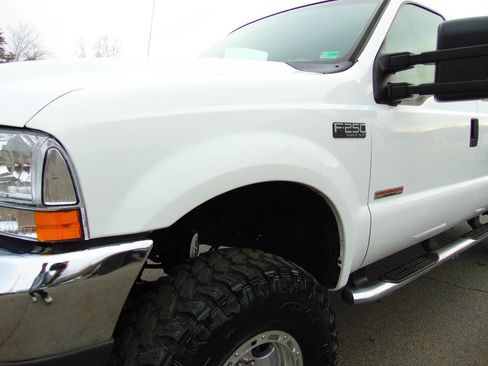 Used 2004 Ford F250 XLT image 27
