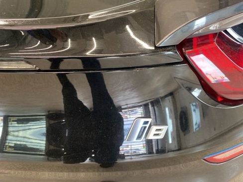 Used 2015 BMW i8 AWD/4WD image 7