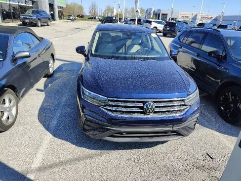 Used 2023 Volkswagen Tiguan SE image 13