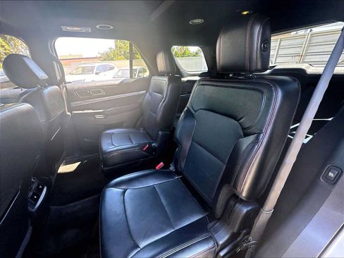 Used 2016 Ford Explorer Sport w/ Equipment Group 401A AWD/4WD image 28